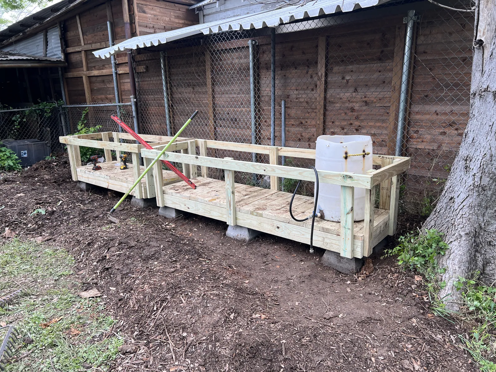 Completed platform with barrel